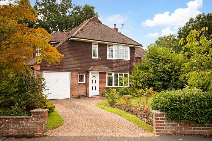 4 Bedroom Detached House For Sale In Blount Avenue, East Grinstead, RH19