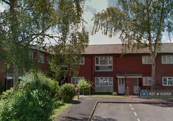 2 Bedroom Flat To Rent In Woodloes Park, Warwick, CV34