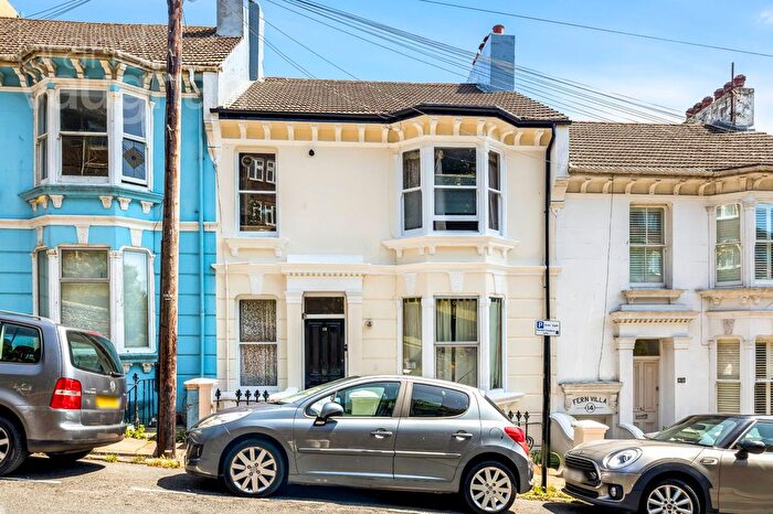 1 Bedroom Flat For Sale In Wakefield Road, Brighton, East Sussex, BN2
