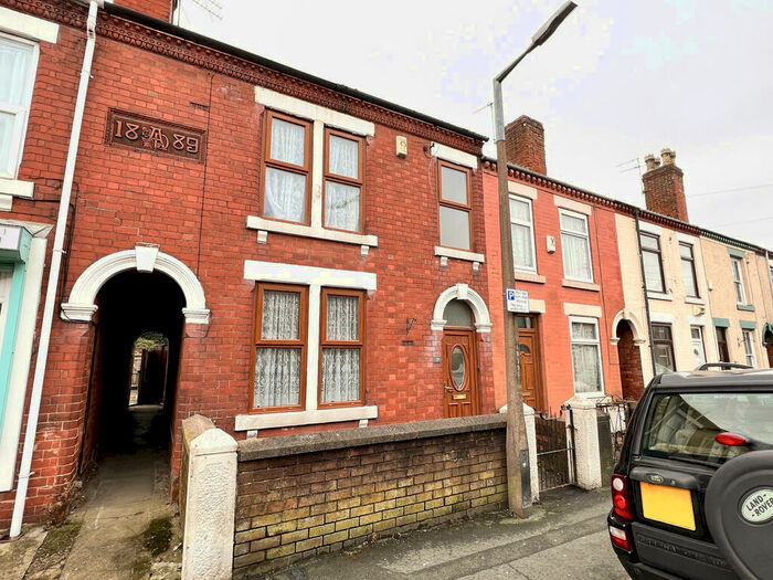 3 Bedroom Semi-Detached House To Rent In Ray Street, Heanor, DE75