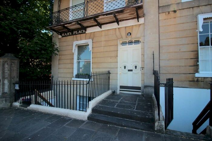 1 Bedroom Apartment To Rent In Raby Place, Bath, BA2