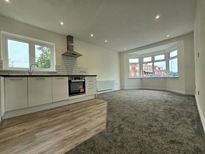 1 Bedroom Flat To Rent In Peartree Avenue, Bitterne, SO19