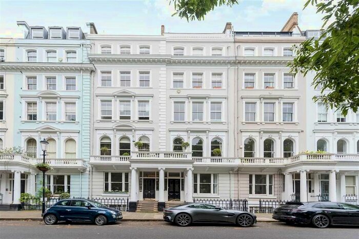 2 Bedroom Flat To Rent In Cornwall Gardens, London, SW7