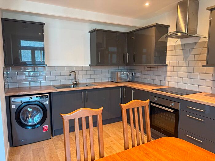 2 Bedroom Flat To Rent In Flat, Eign Street, Hereford, HR4