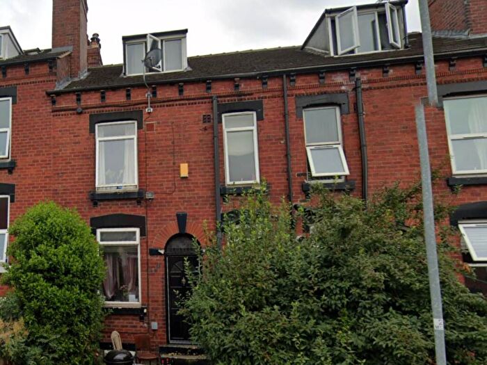 3 Bedroom House To Rent In Martin Terrace, Burley, Leeds, LS4