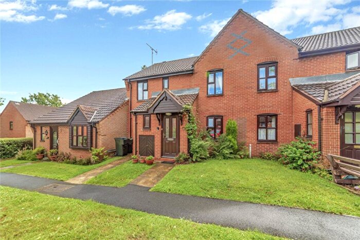 2 Bedroom Apartment For Sale In Willow Tree Drive, Barnt Green, Birmingham, Worcestershire, B45