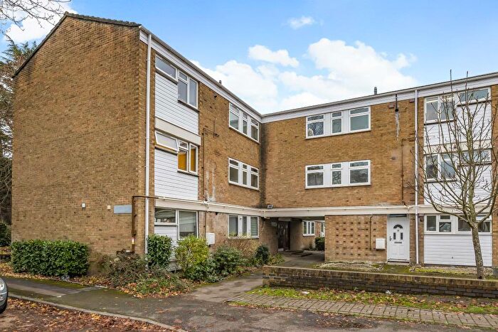 2 Bedroom Apartment To Rent In Cunworth Court, Bracknell, RG12