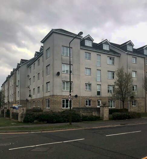2 Bedroom Apartment To Rent In Queens Crescent, Livingston, EH54