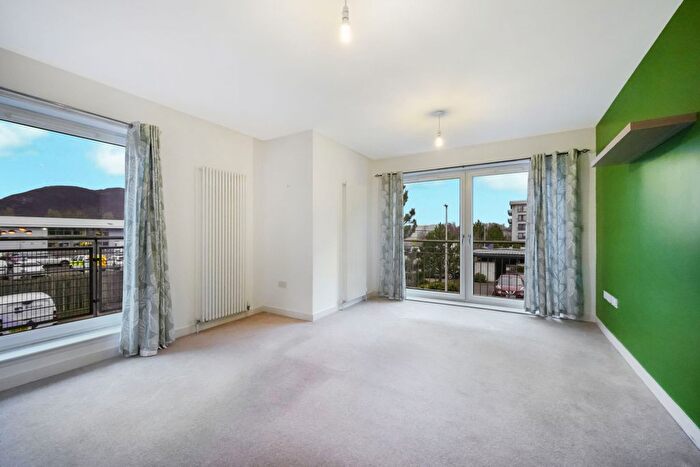 2 Bedroom Flat For Sale In Flat, Drybrough Crescent, Pefferbank, Edinburgh, EH16