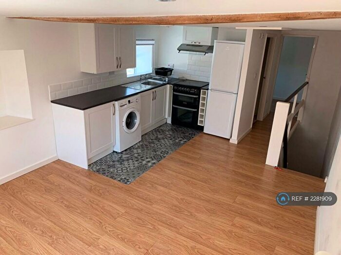 Studio To Rent In Chants Annexe, Shrewton, SP3