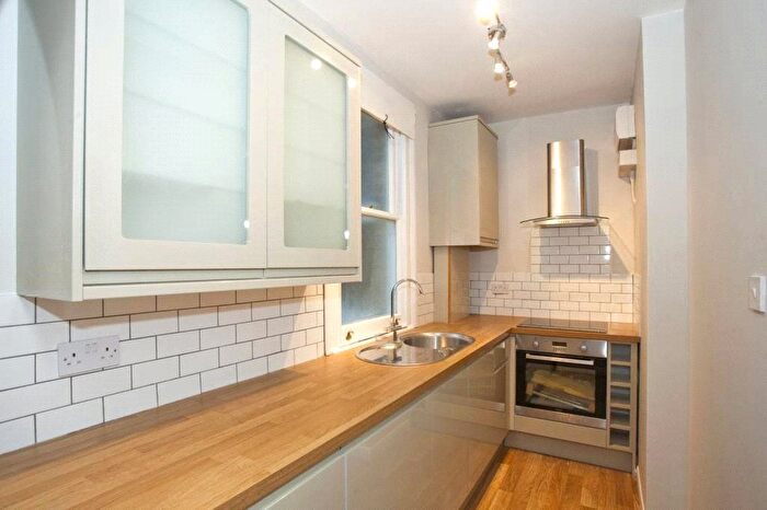 1 Bedroom Flat To Rent In Tierney Road, London, SW2