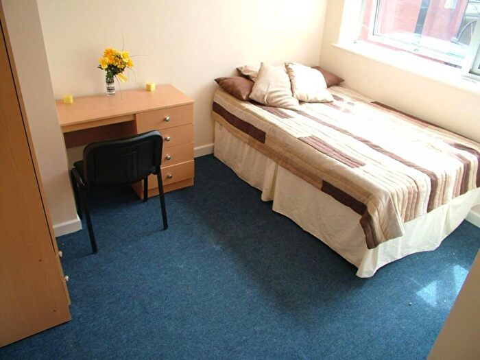 3 Bedroom Flat To Rent In Goldsmith Street, Nottingham, NG1