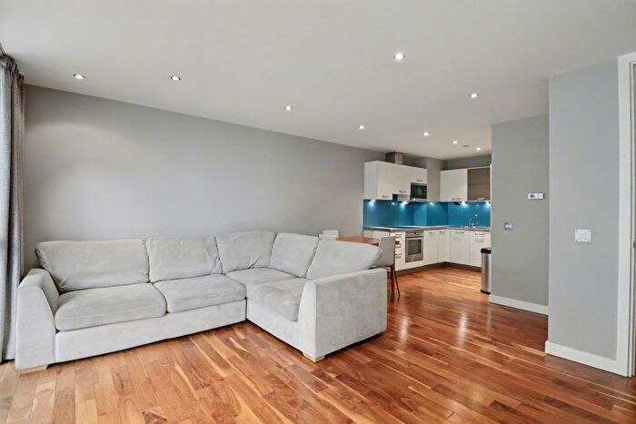 2 Bedroom Flat For Sale In The Edge, Clowes Street, Salford, M3