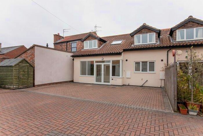 2 Bedroom Property To Rent In Parade Court, York, YO31