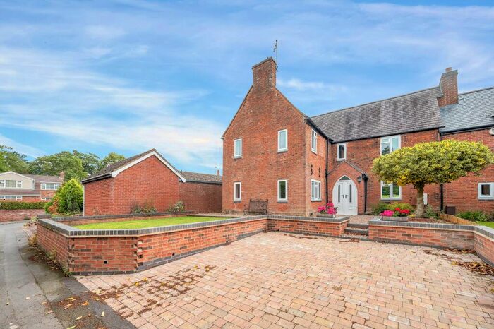 3 Bedroom Farm House To Rent In Church Walk, Thorpe Satchville, LE14