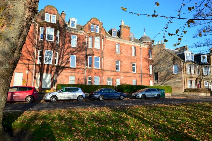 2 Bedroom Flat To Rent In Magdalen Yard Road, West End, Dundee, DD2