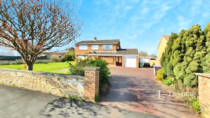 4 Bedroom Detached House To Rent In Horsegate, Deeping St. James, Peterborough, PE6