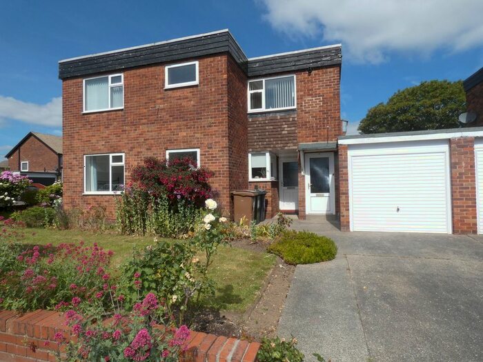 1 Bedroom Flat To Rent In Malvern Road, North Shields, Tyne &amp; Wear, NE29