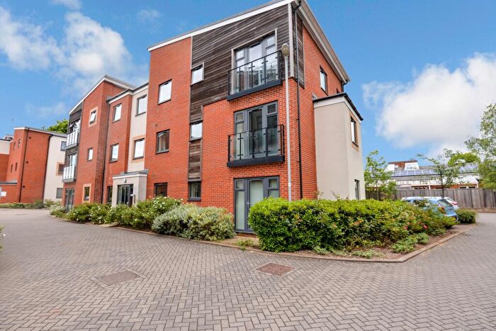 2 Bedroom Apartment To Rent In Nursery Close, Botley, Oxford, OX2