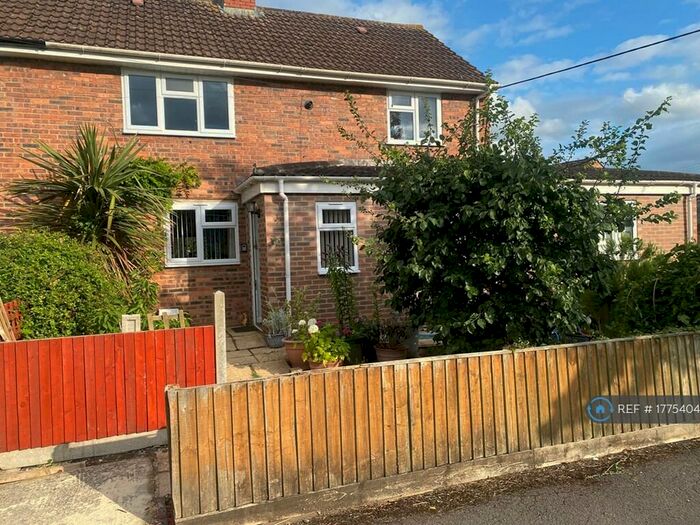 1 Bedroom Flat To Rent In Victoria Drive, Eastington, Stonehouse, GL10