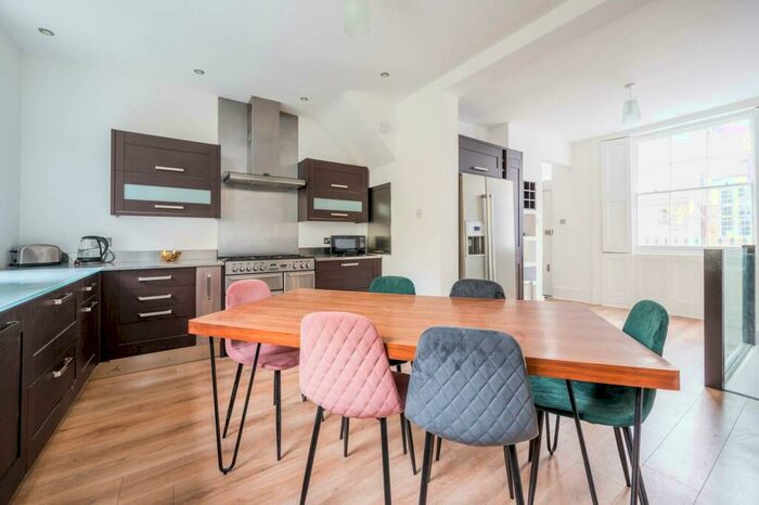 4 Bedroom House To Rent In Balfe Street, King's Cross, London, N1
