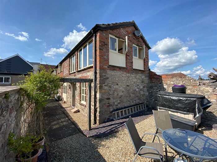 1 Bedroom Terraced House To Rent In Watkins Mews, High Street, Chepstow, NP16