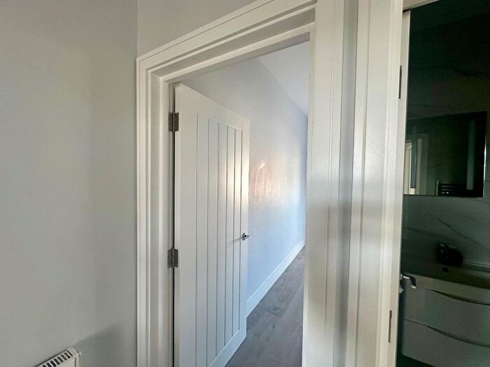 1 Bedroom Property To Rent In Selborne Road, Ilford, IG1