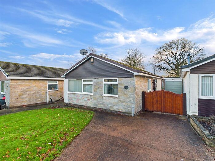 2 Bedroom Detached Bungalow For Sale In Balmoral Crescent, Dronfield Woodhouse, Dronfield, S18
