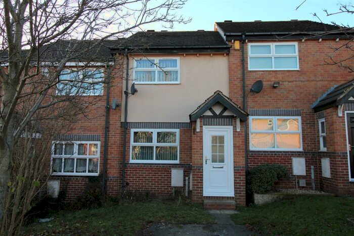 2 Bedroom Town House To Rent In Highthorn Way, Kiveton Park, Sheffield, S26