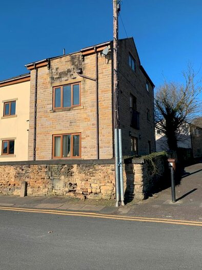 2 Bedroom Flat To Rent In Dawson Hill Yard, Horbury, Wakefield, WF4
