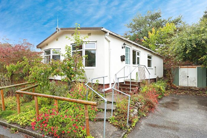 2 Bedroom Park Home For Sale In Eddisbury Hill, Delamere, Northwich, CW8