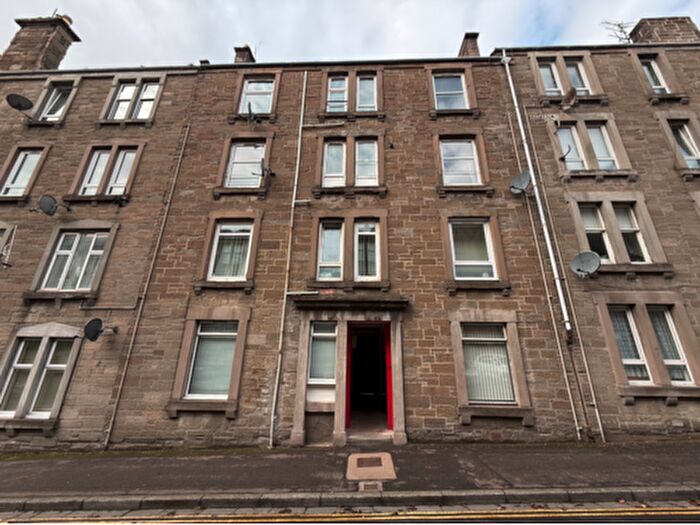 1 Bedroom Flat To Rent In Baldovan Terrace, Dundee, DD4