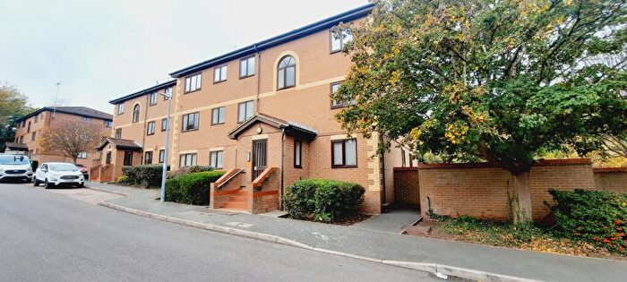 1 Bedroom Apartment To Rent In Winston Close, Greenhithe, Kent, DA9
