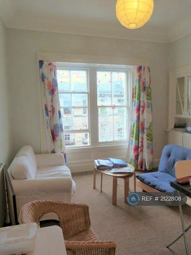 3 Bedroom Flat To Rent In Montague Street, Edinburgh, EH8