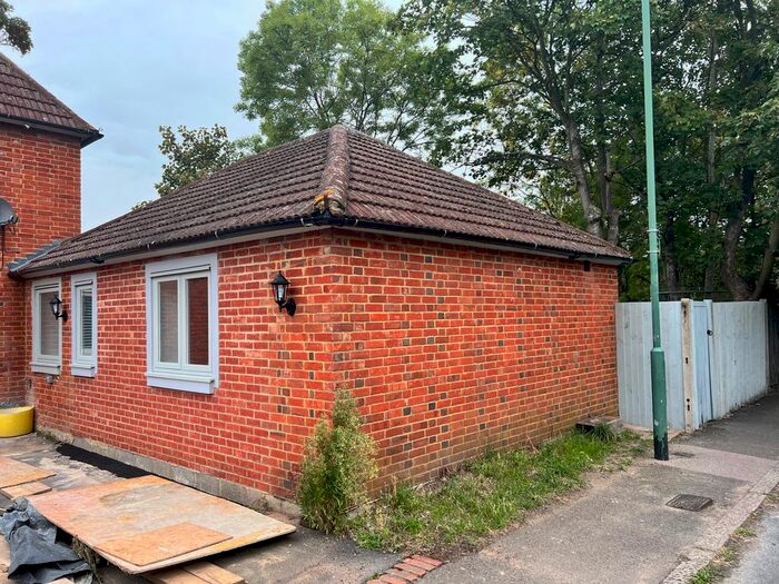 1 Bedroom Detached House To Rent In Johnsons Close, Carshalton, Greater London, SM5