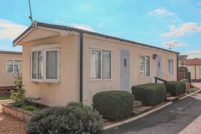 1 Bedroom Park Home To Rent In Valdean Home Park, Alresford, Hampshire, SO24