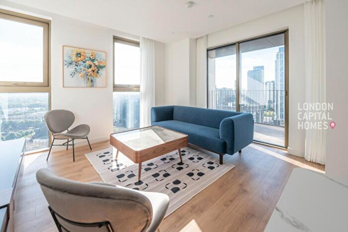 2 Bedroom Apartment To Rent In One Thames Quay Marsh Wall London, E14