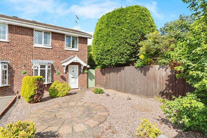 3 Bedroom Semi-Detached House For Sale In Egelwin Close, Perton, Wolverhampton, WV6