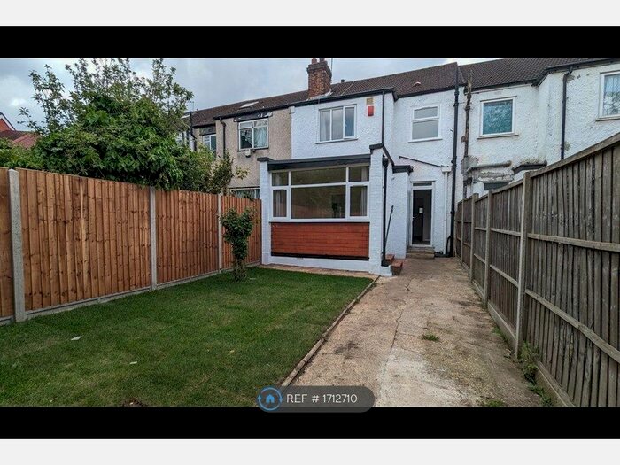 3 Bedroom Terraced House To Rent In Woodmansterne Road, London, SW16