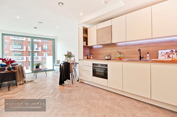 1 Bedroom Apartment To Rent In Makers Yard, Skyline Apartments, E3