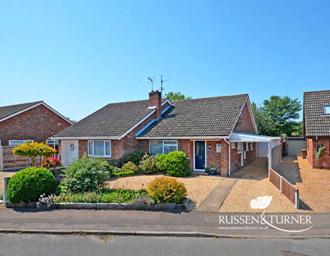2 Bedroom Semi-Detached Bungalow For Sale In The Grove, Pott Row, PE32