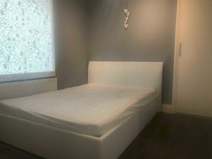 1 Bedroom Apartment To Rent In Sevington Road, Hendon, London, NW4