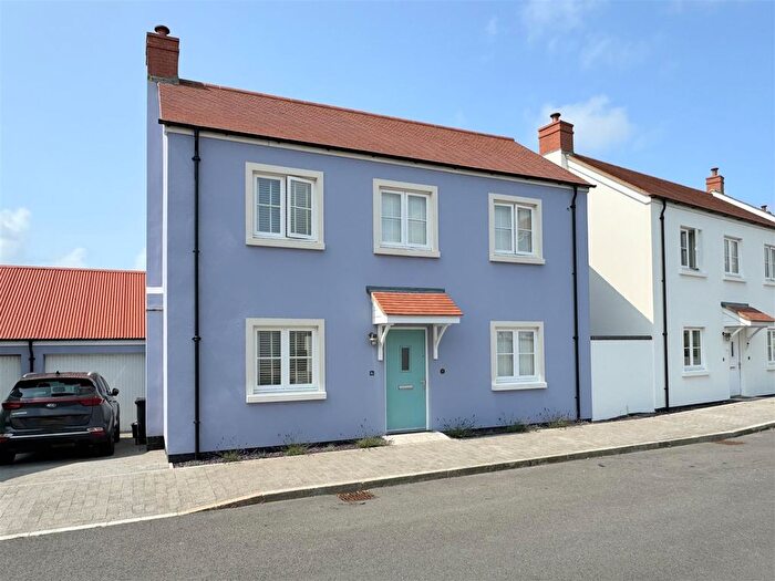 3 Bedroom Detached House For Sale In Gwarak Esels, Nansledan, Newquay, TR8