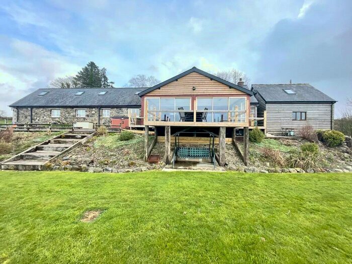 5 Bedroom Detached House For Sale In Llangammarch Wells, Powys, LD4
