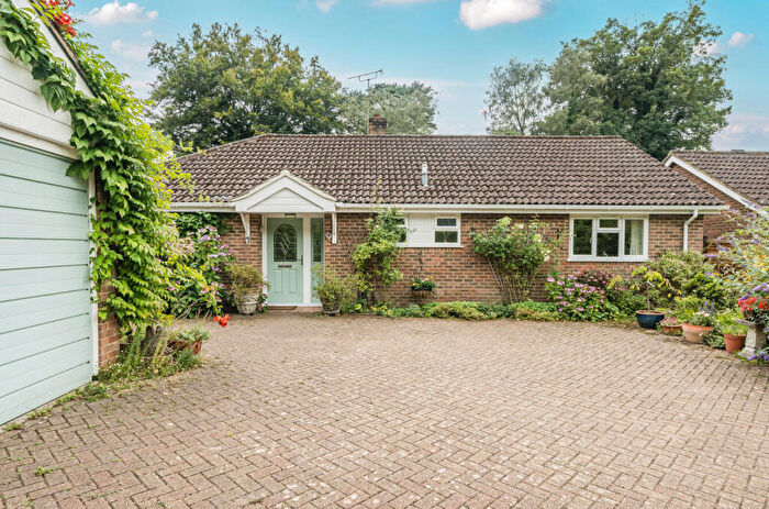 3 Bedroom Detached House For Sale In Penryn Drive, Grayshott Road, Headley Down, GU35