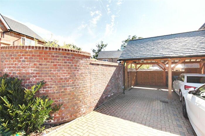 2 Bedroom Semi-Detached House For Sale In Brick Work Lane, Hook, RG27