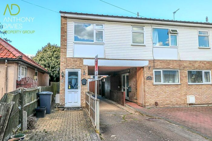 1 Bedroom Maisonette To Rent In Park Road, Hoddesdon, EN11