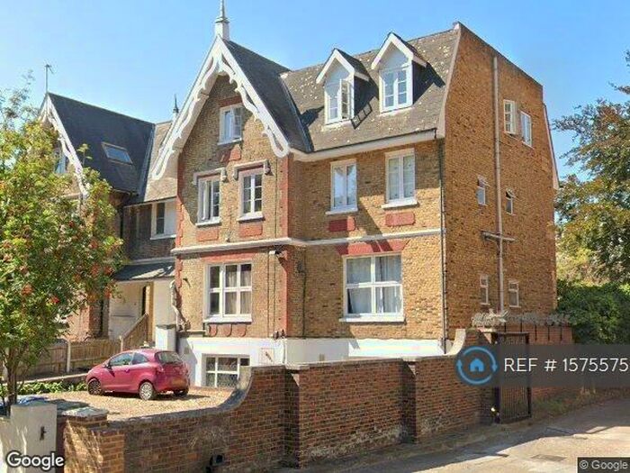 1 Bedroom Flat To Rent In St. Mary's Road, London, SE15