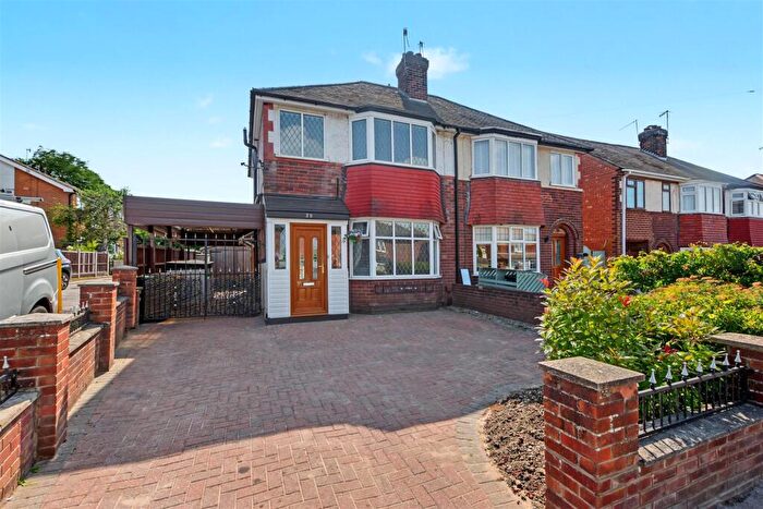 3 Bedroom Semi-Detached House For Sale In Gedling Road, Arnold, Nottingham, NG5