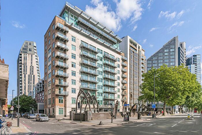 1 Bedroom Flat For Sale In Albert Embankment, Vauxhall, SE1